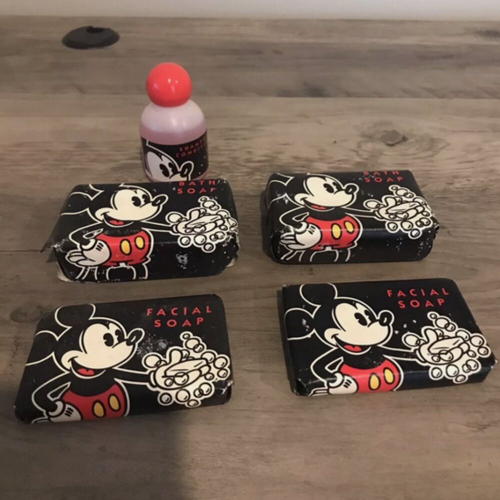 Walt Disney Resorts Travel Size Shampoo & Conditioner Bath Soap Facial Soap